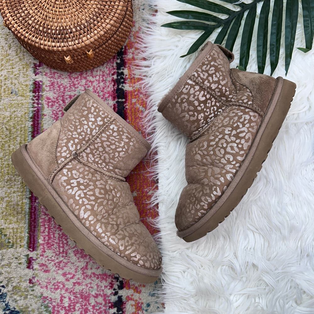 UGG Classic Mini Snow Leopard Ankle Boot Bootie 8 Style 1113494